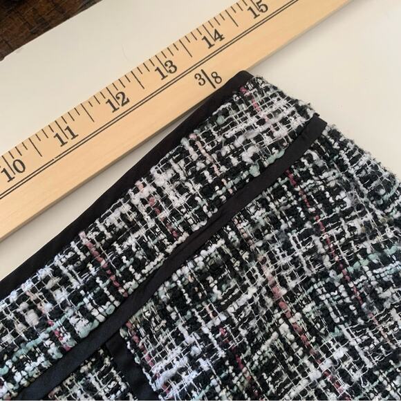 Loft Plaid Mini Skirt - Picture 7 of 9